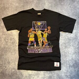 Vintage Nutmeg Los Angeles Lakers Triple Threat T-Shirt Mens Large Black USA NBA